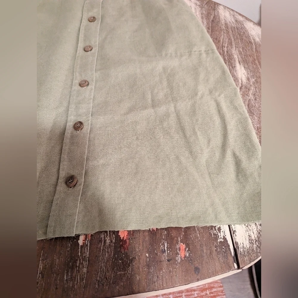 Lizsport‎ Olive green linen skirt size small (Liz Sport).